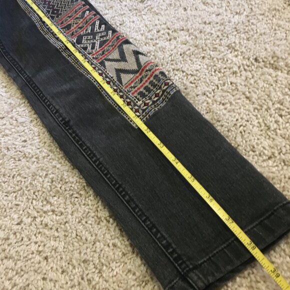 Urban Outfitters BDG Tribal Embroidered Gray-Black Mid Rise Twig Ankle Jeans - Picture 13 of 13